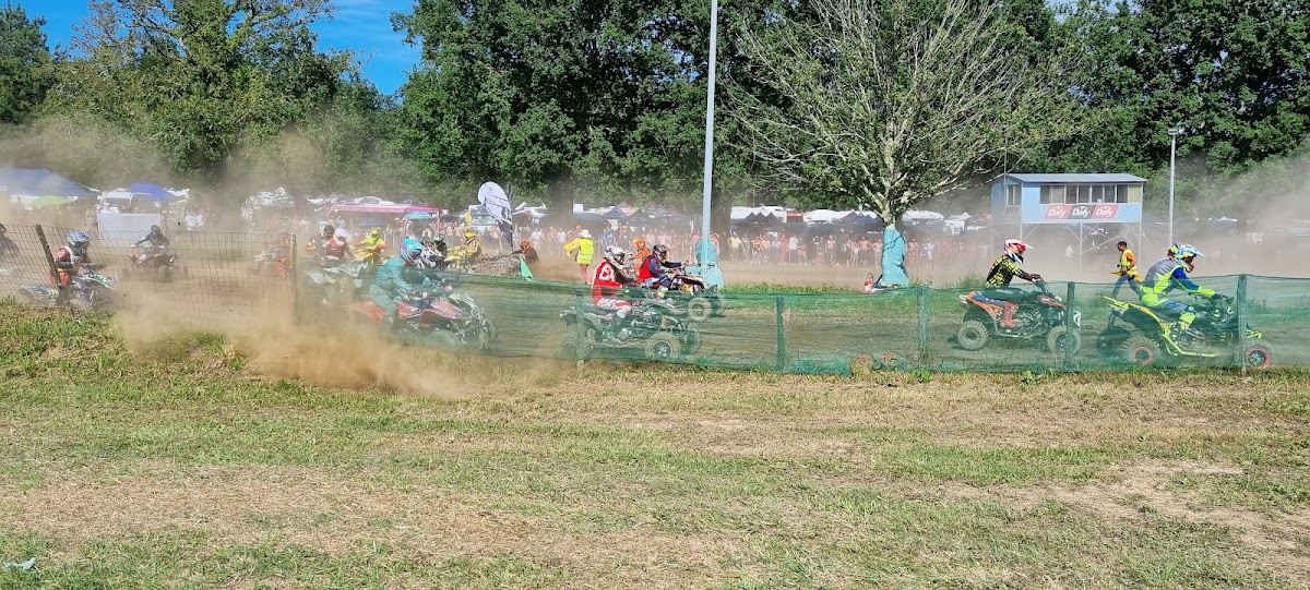 Terrain de motocross à Le Tâtre — photo 4