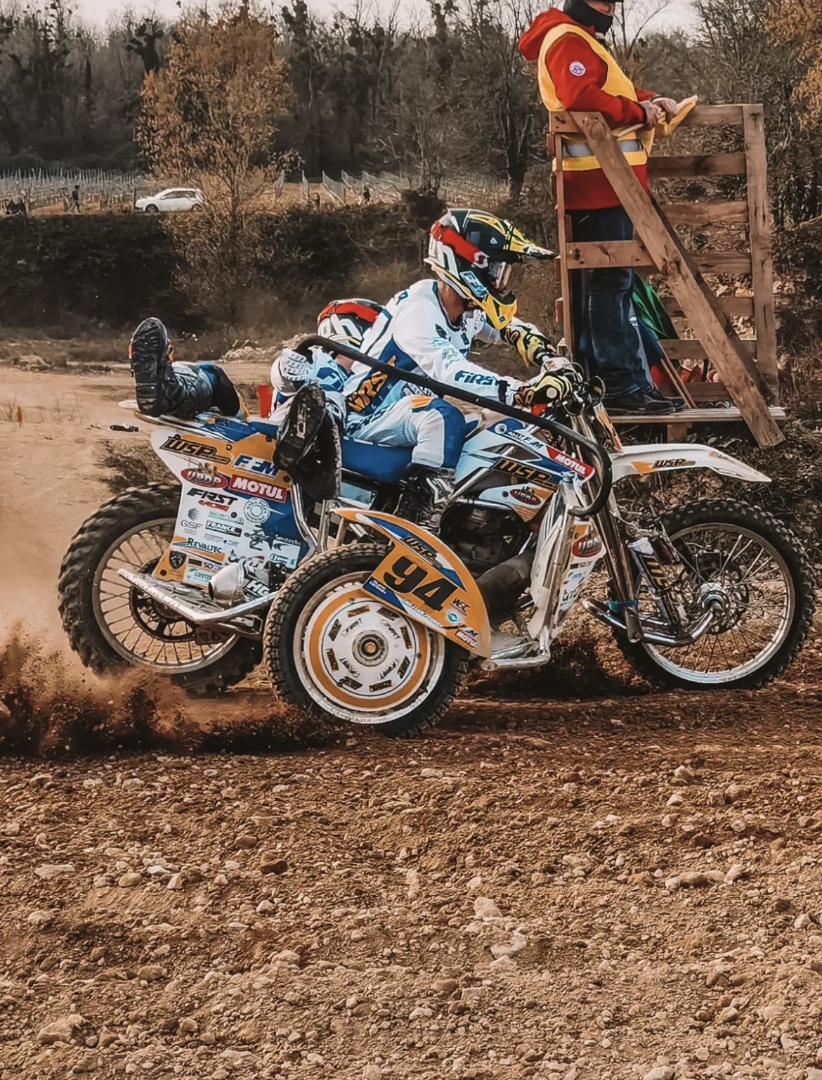 Terrain de motocross à Illats — photo 1