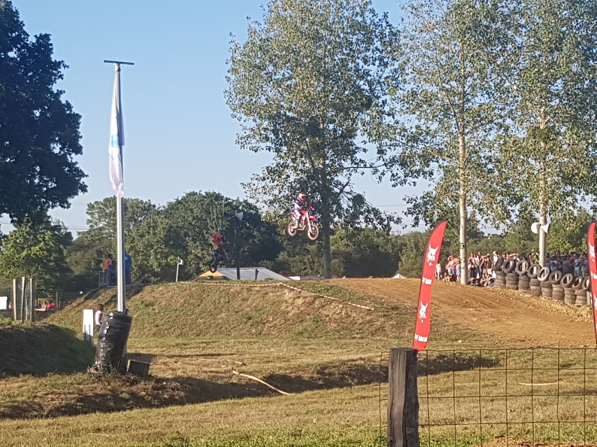 Terrain de motocross à Drefféac — photo 4