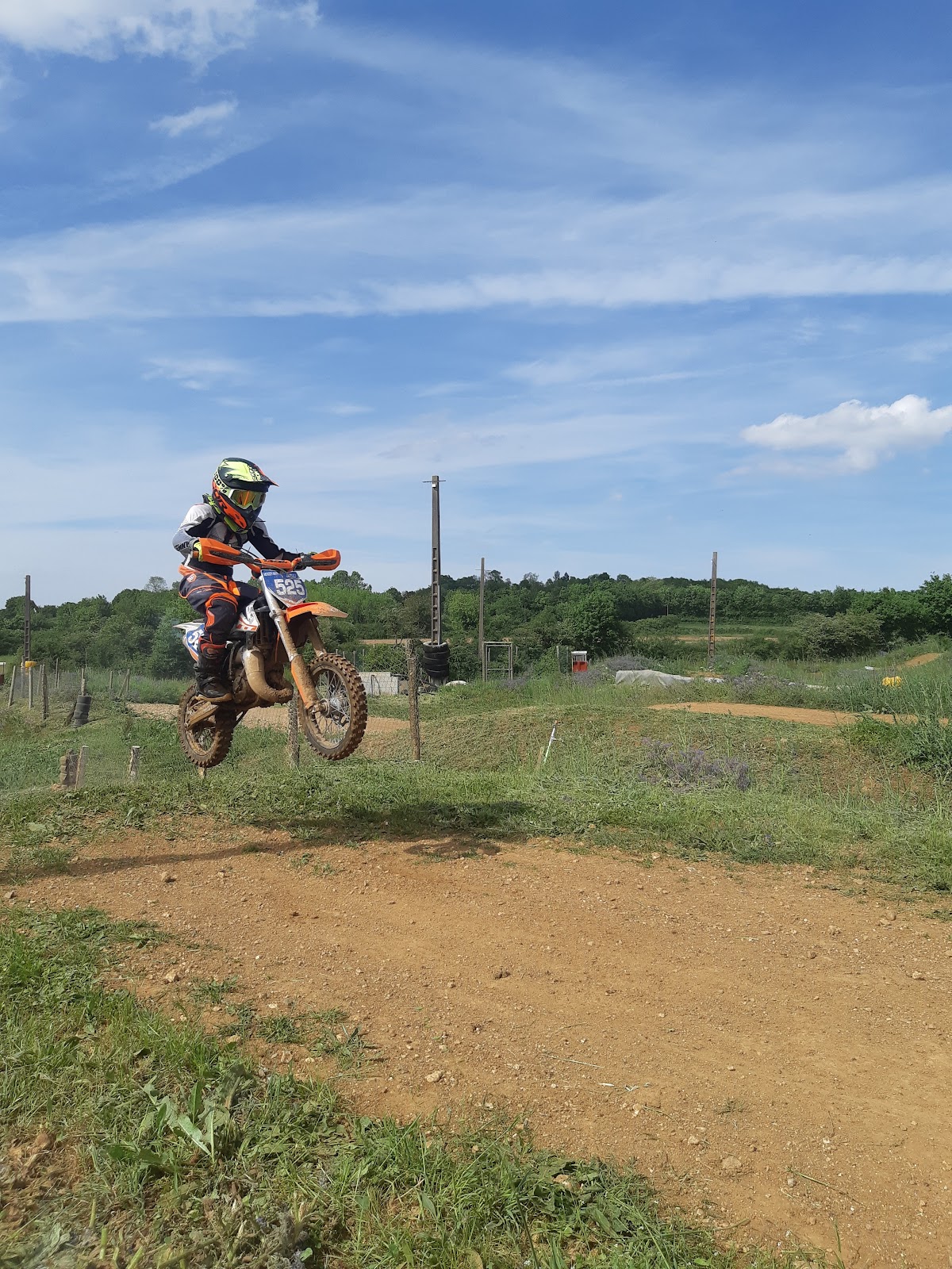 Terrain de motocross à Celles-Sur-Belle — photo 3