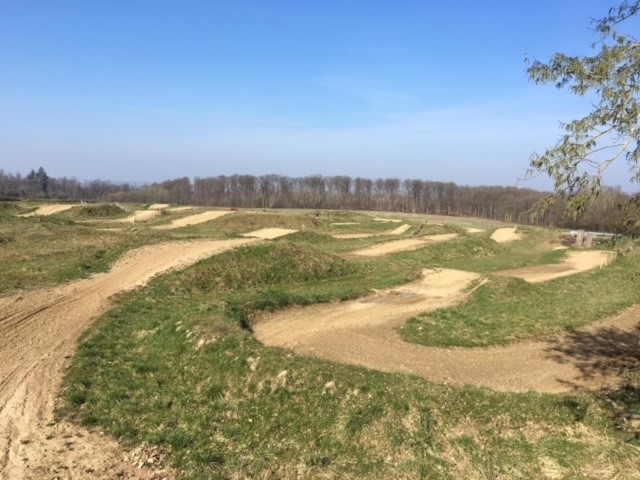 Terrain de motocross à Montbronn