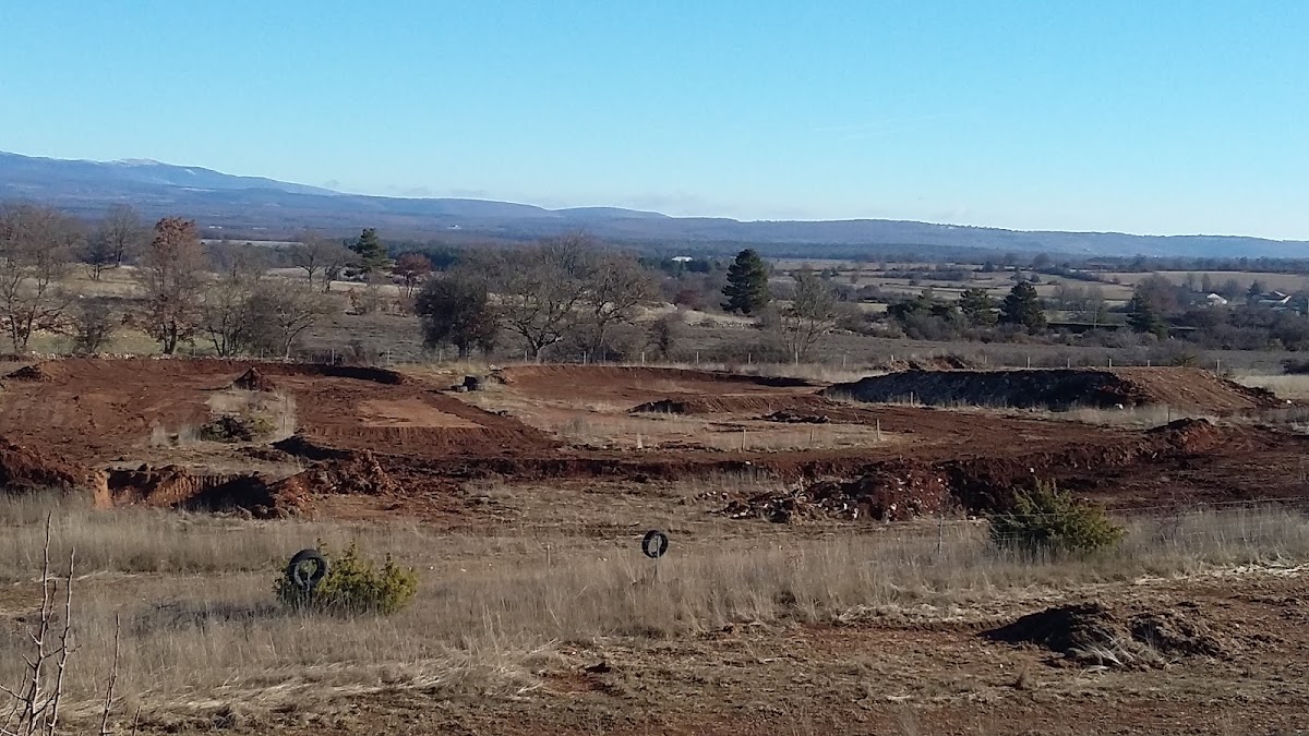 Terrain de motocross à Saint Christol d'Albion — photo 3