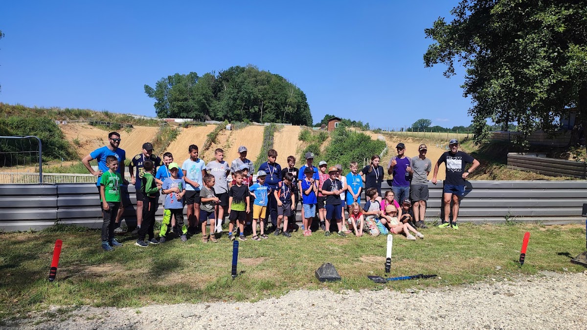 Terrain de motocross à Suarce — photo 2