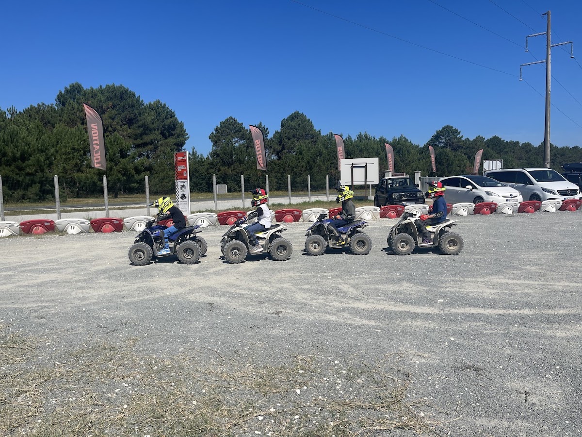Terrain de motocross à Grayan-Et-L'Hôpital — photo 4