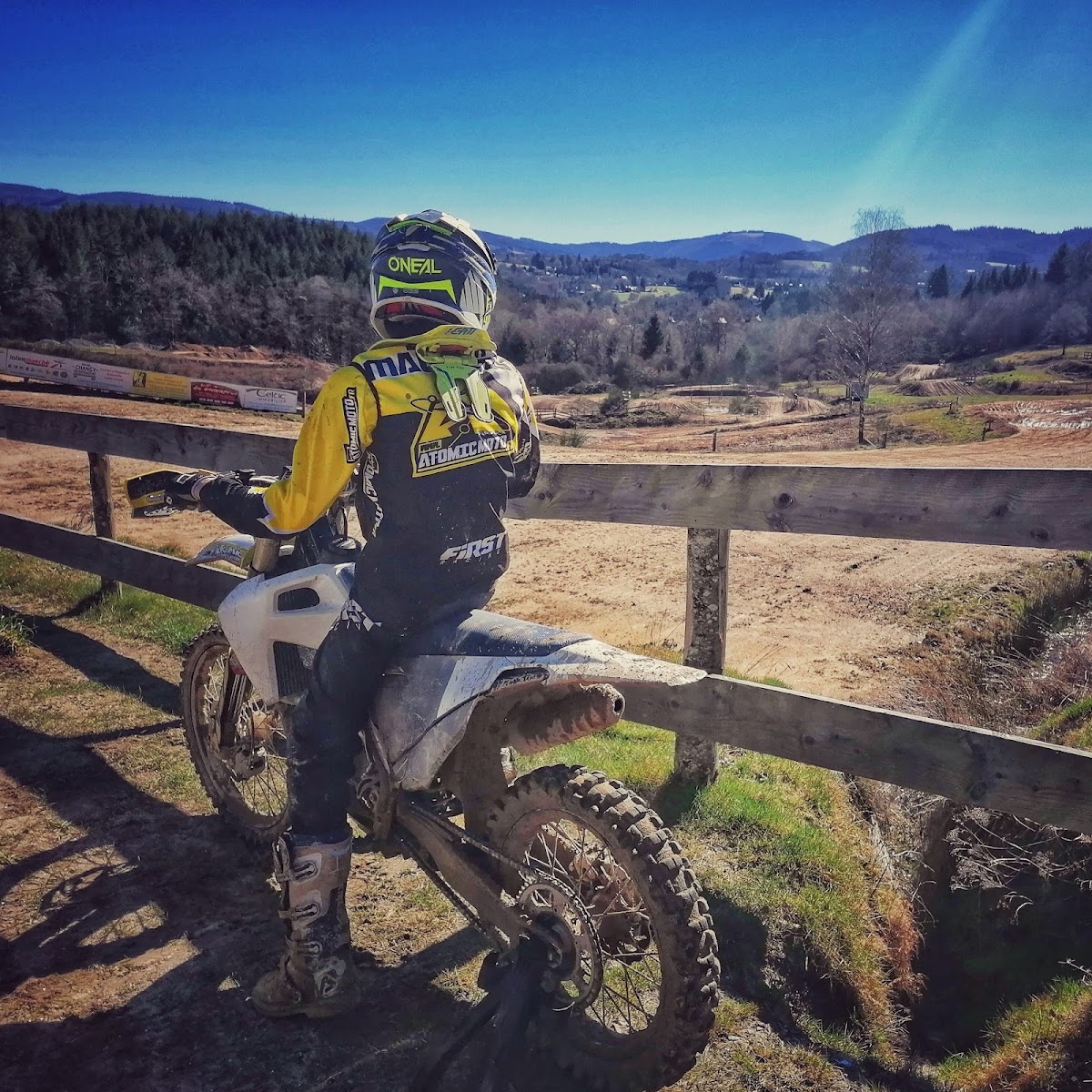Terrain de motocross à Treignac — photo 2