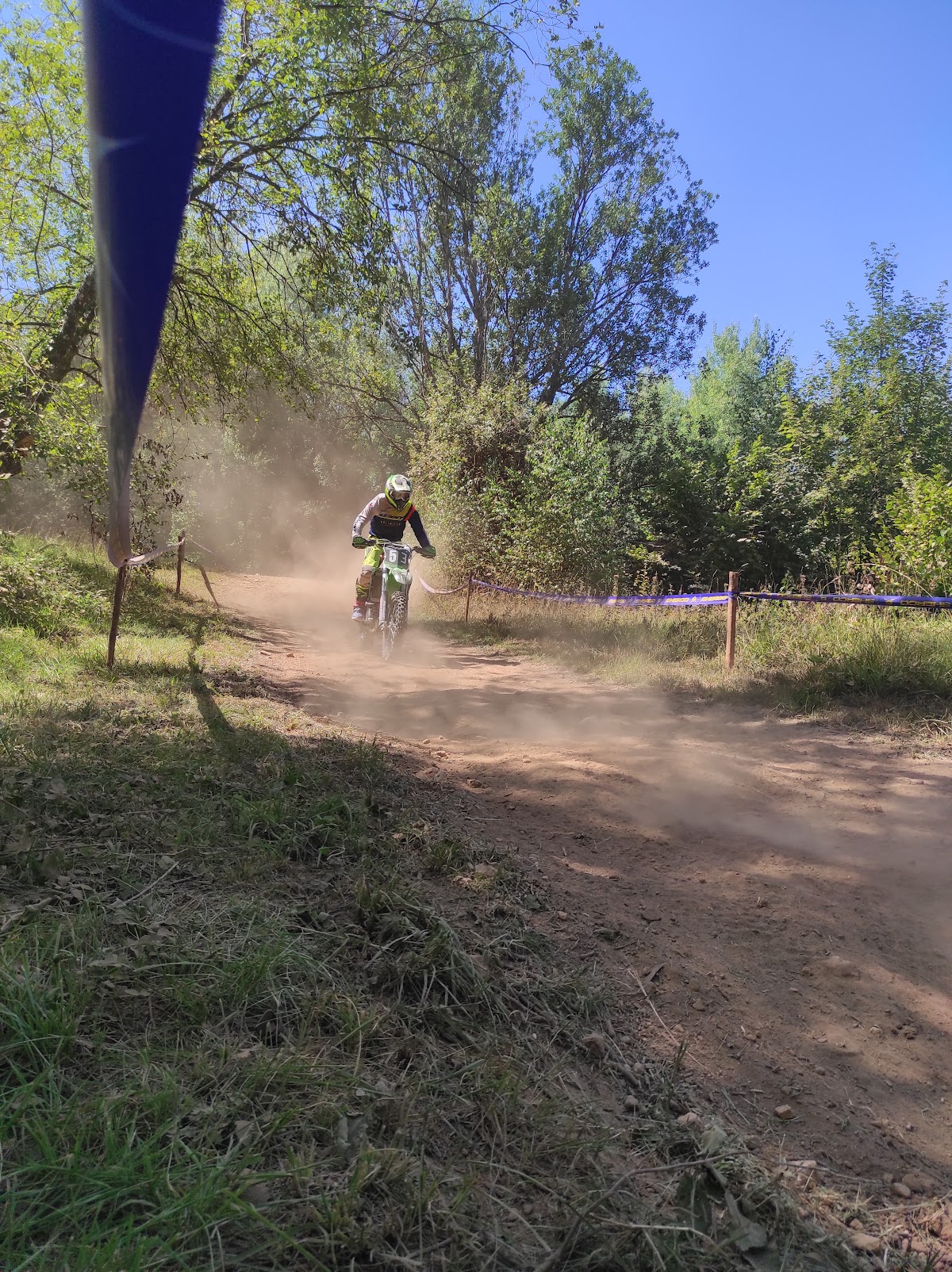 Terrain de motocross à Moulins-Saint-Hubert
