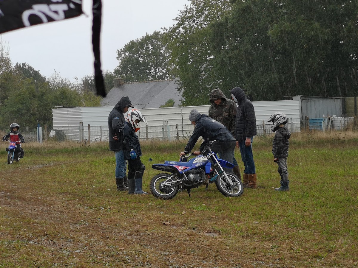 Terrain de motocross à La Gacilly — photo 4