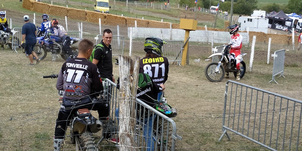 Terrain de motocross à Lauzerte — photo 3