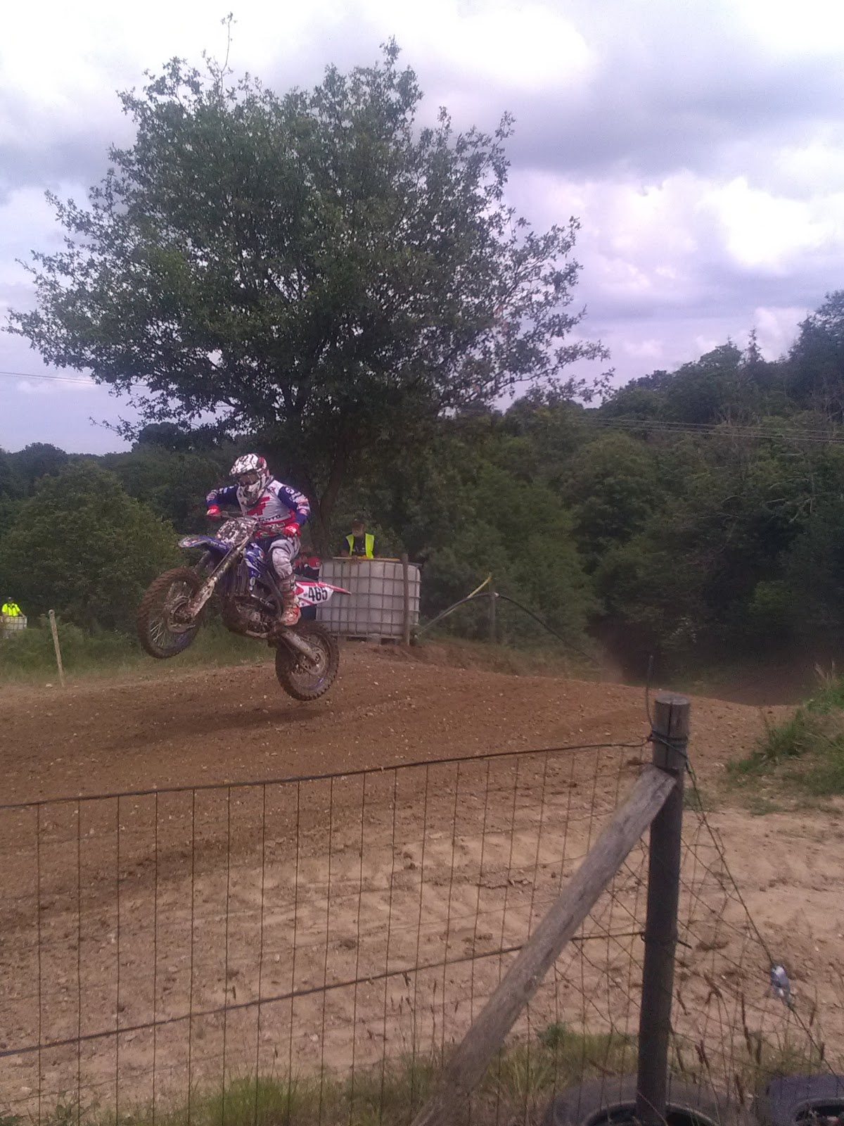 Terrain de motocross à Apremont