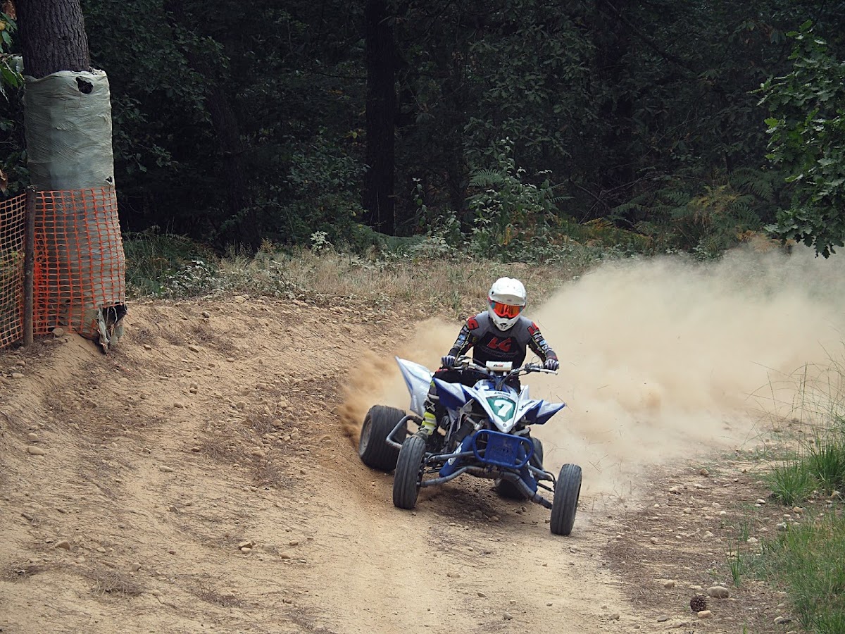 Terrain de motocross à Villamblard — photo 3