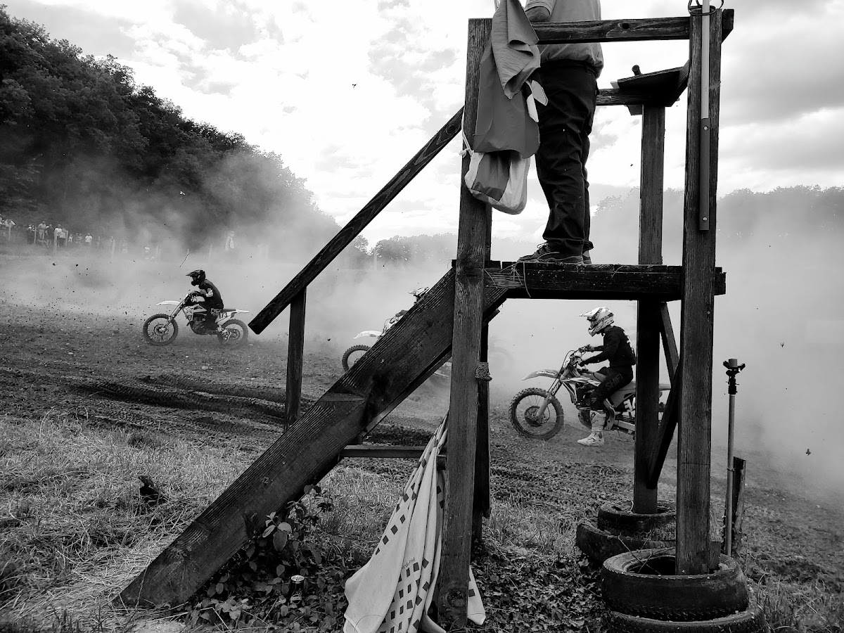 Terrain de motocross à Auterive — photo 3
