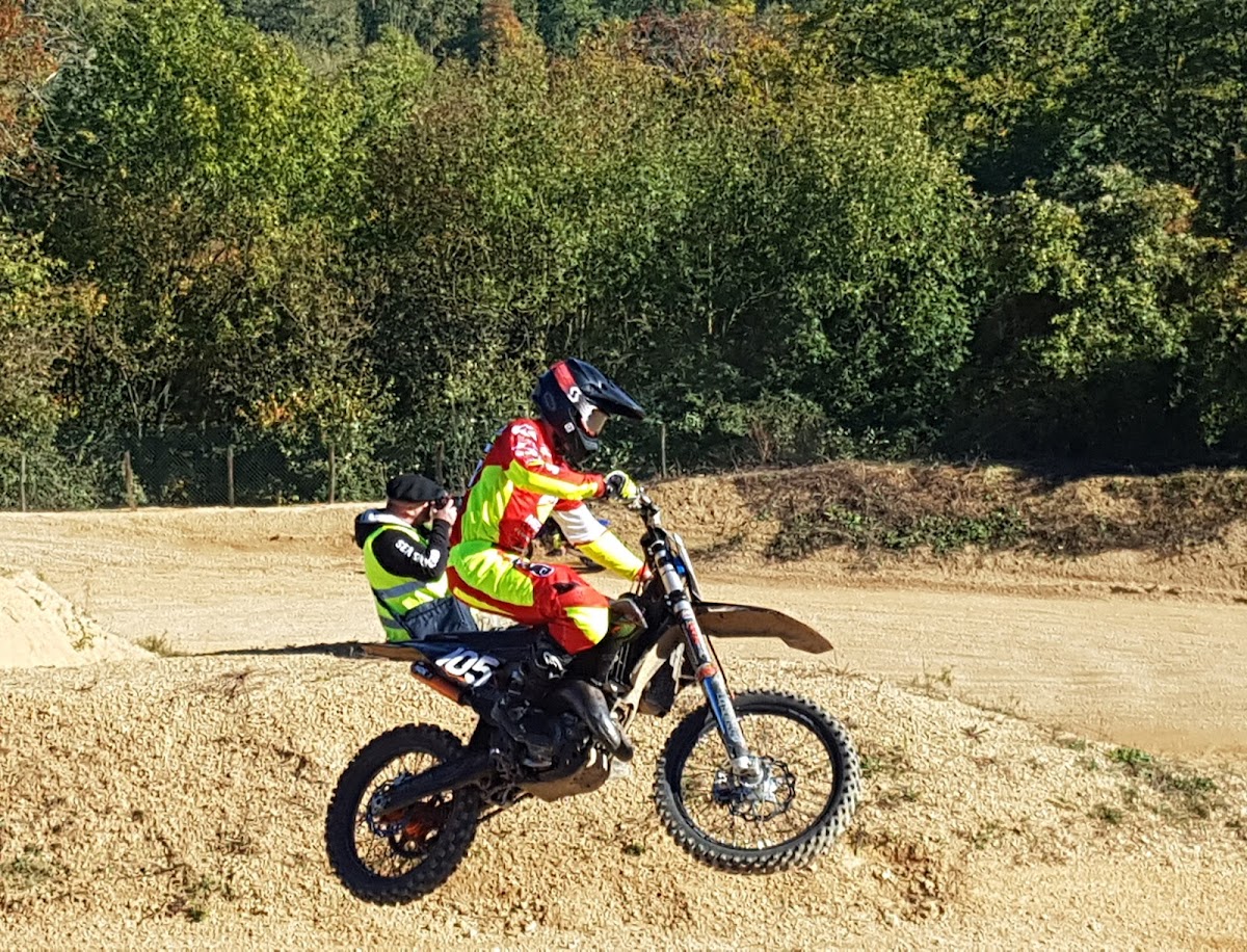 Terrain de motocross à Villy — photo 3