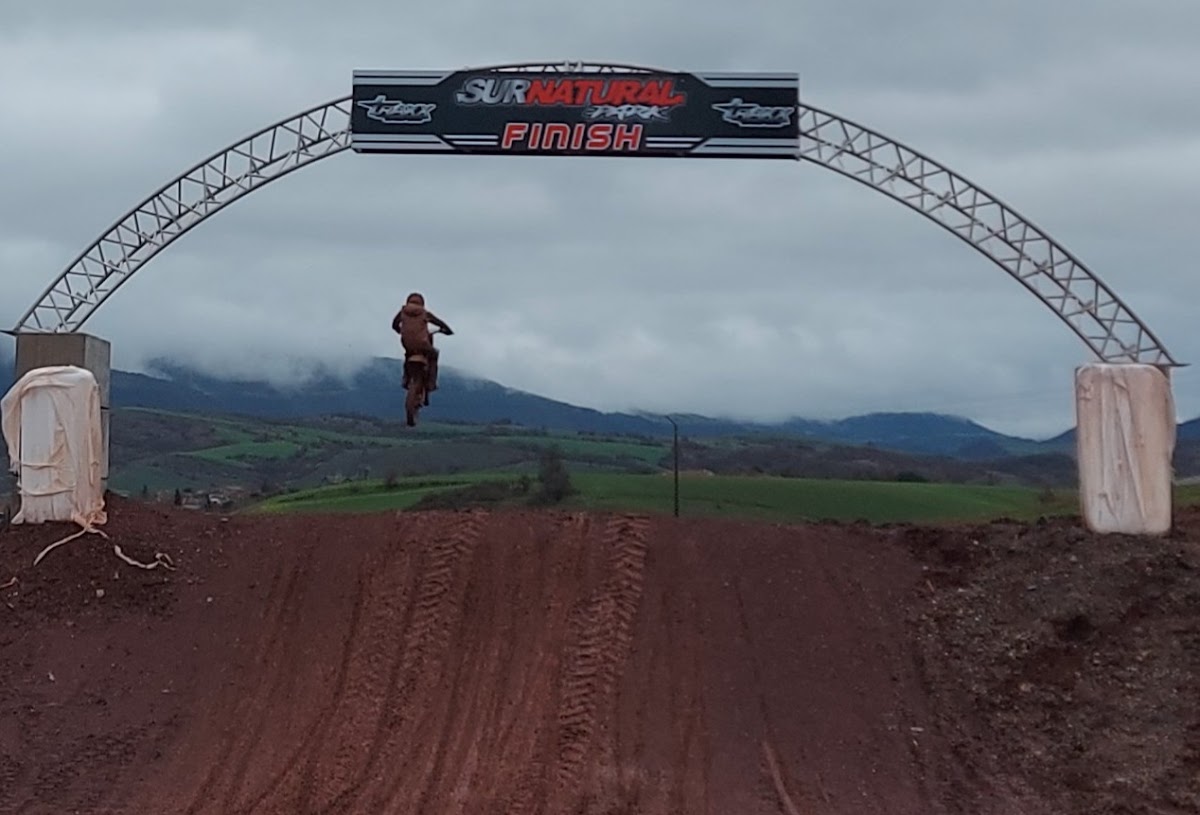 Terrain de motocross à Montlaur — photo 1