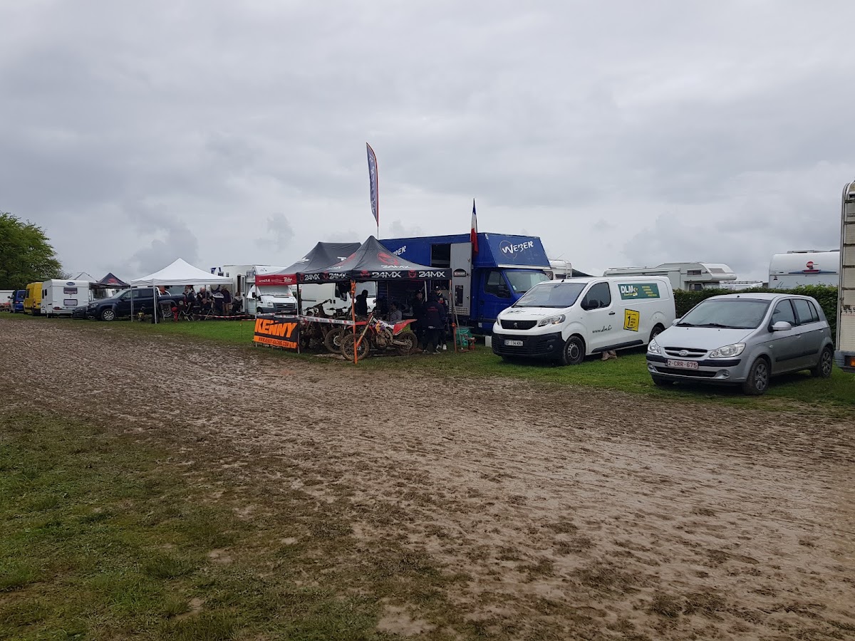 Terrain de motocross à Aibes — photo 1