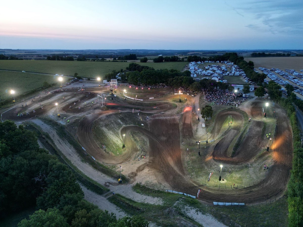 Terrain de motocross à Vouharte — photo 4