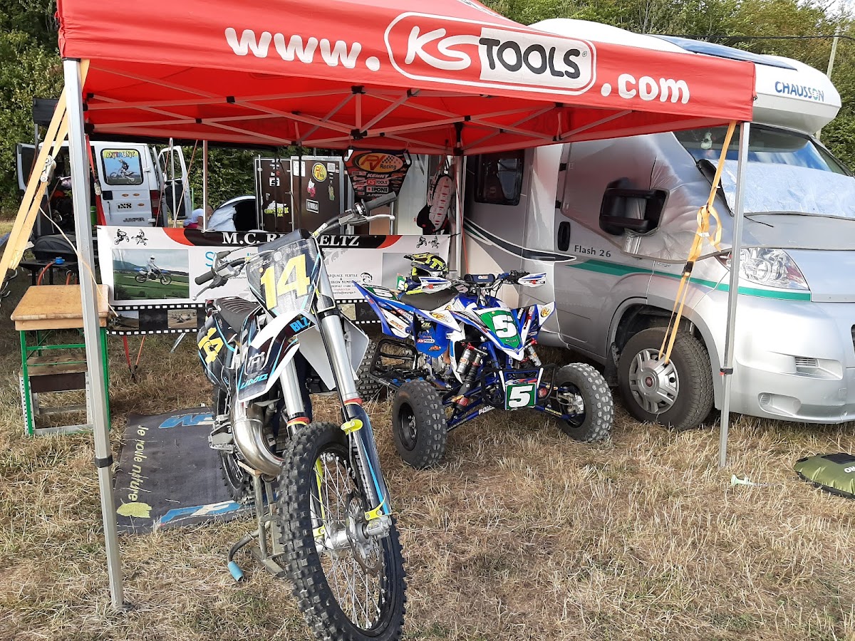 Terrain de motocross à Cleebourg — photo 1