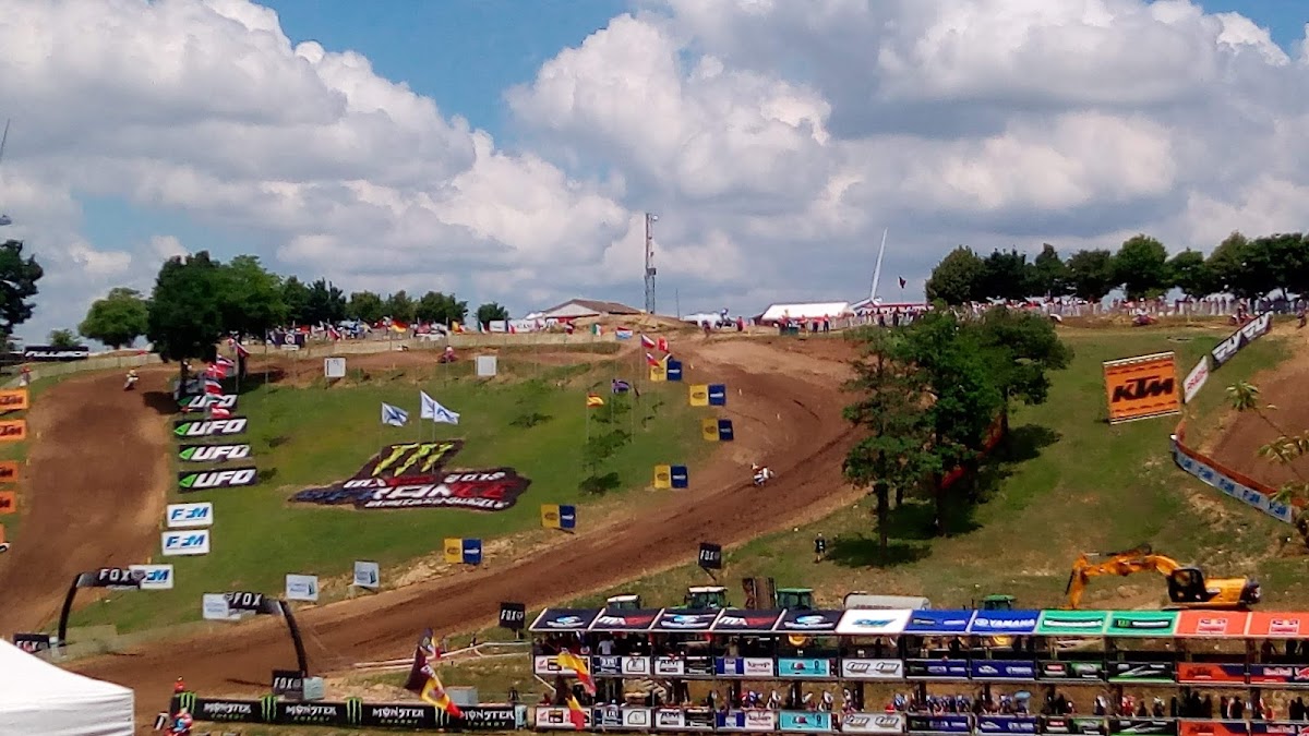 Terrain de motocross à Saint-Jean-d'Angély — photo 2