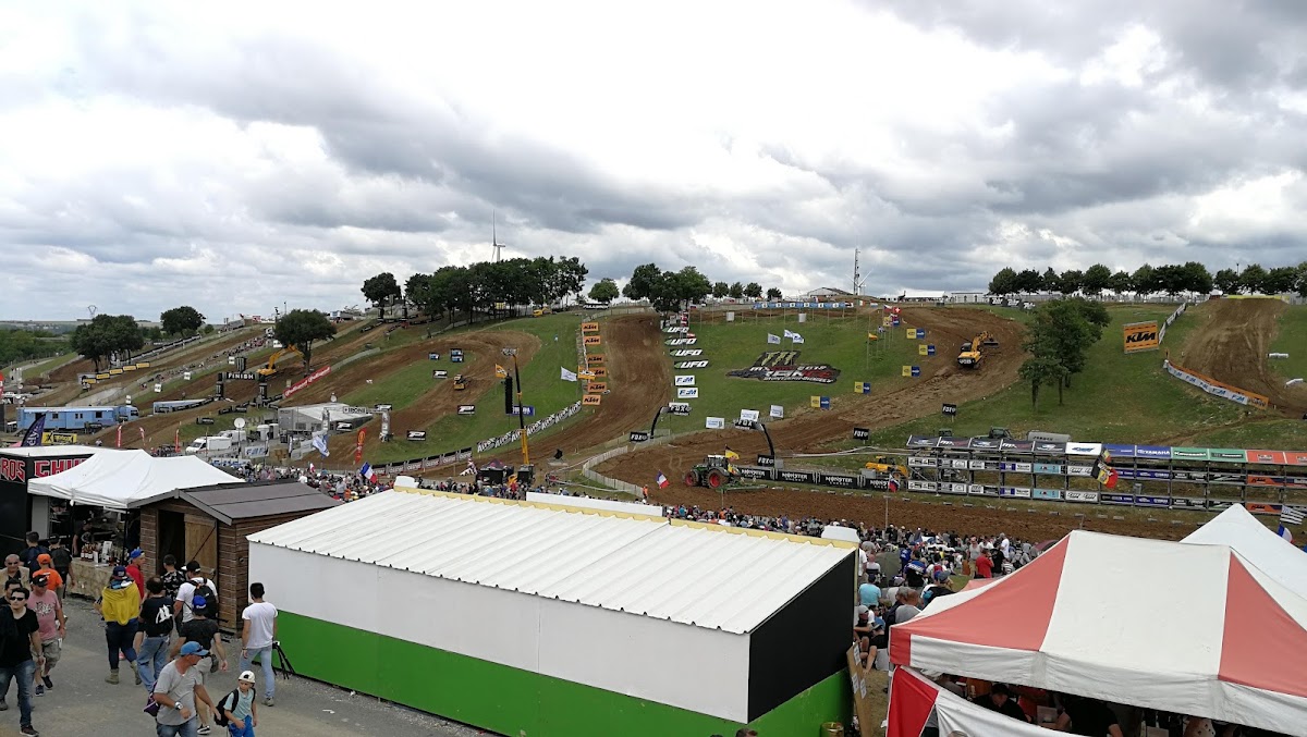 Terrain de motocross à Saint-Jean-d'Angély — photo 3