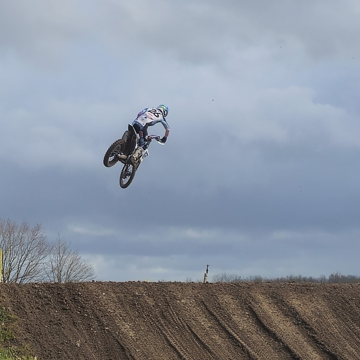 Terrain de motocross à Saint-Jean-d'Angély — photo 4