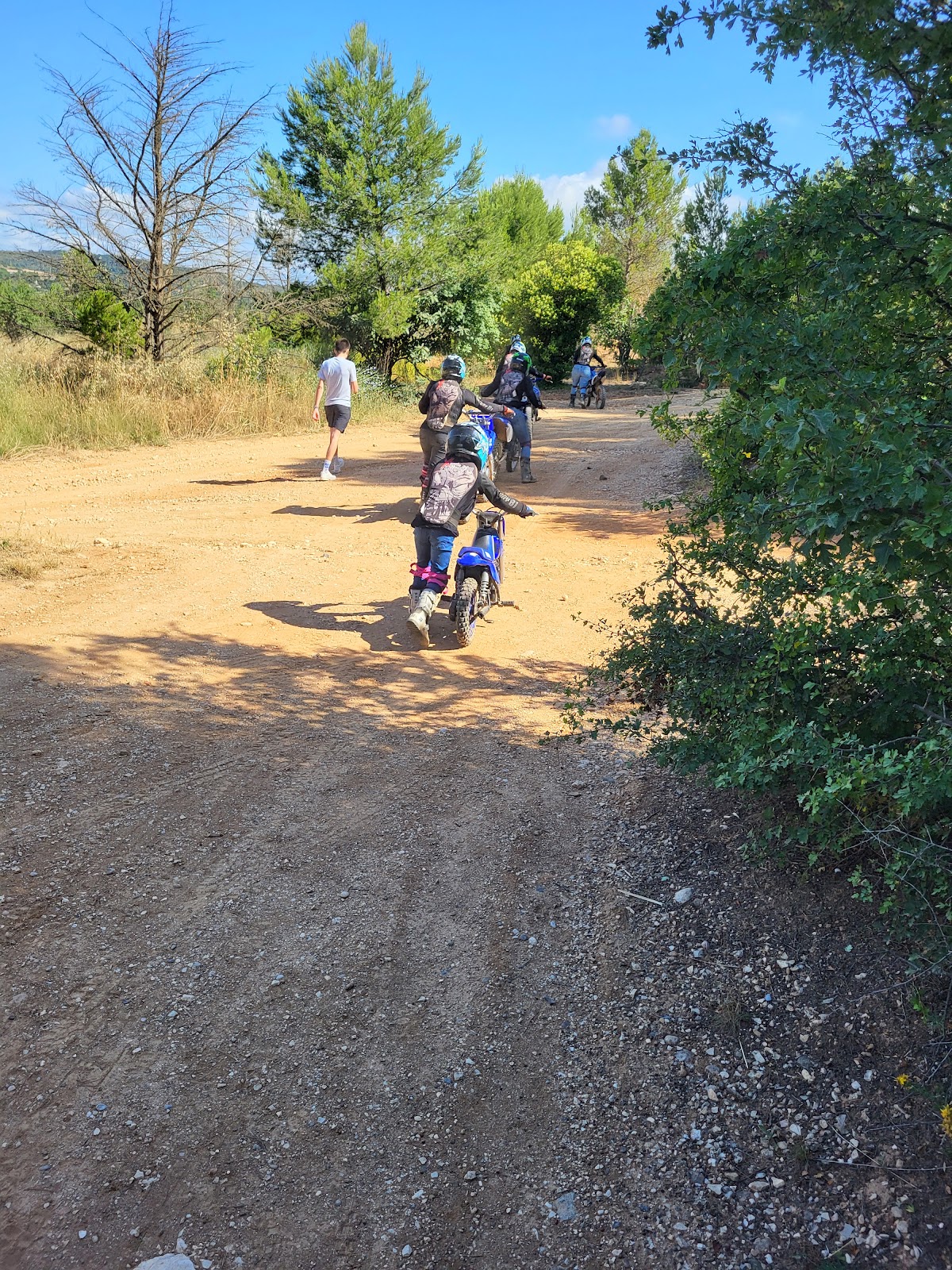 Terrain de motocross à Eguilles — photo 3