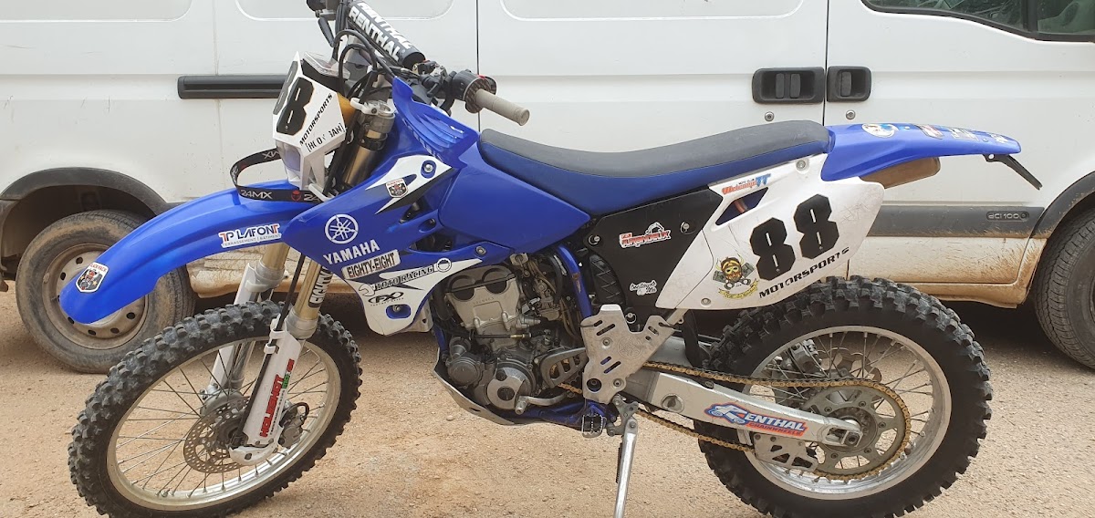 Terrain de motocross à Eguilles — photo 4