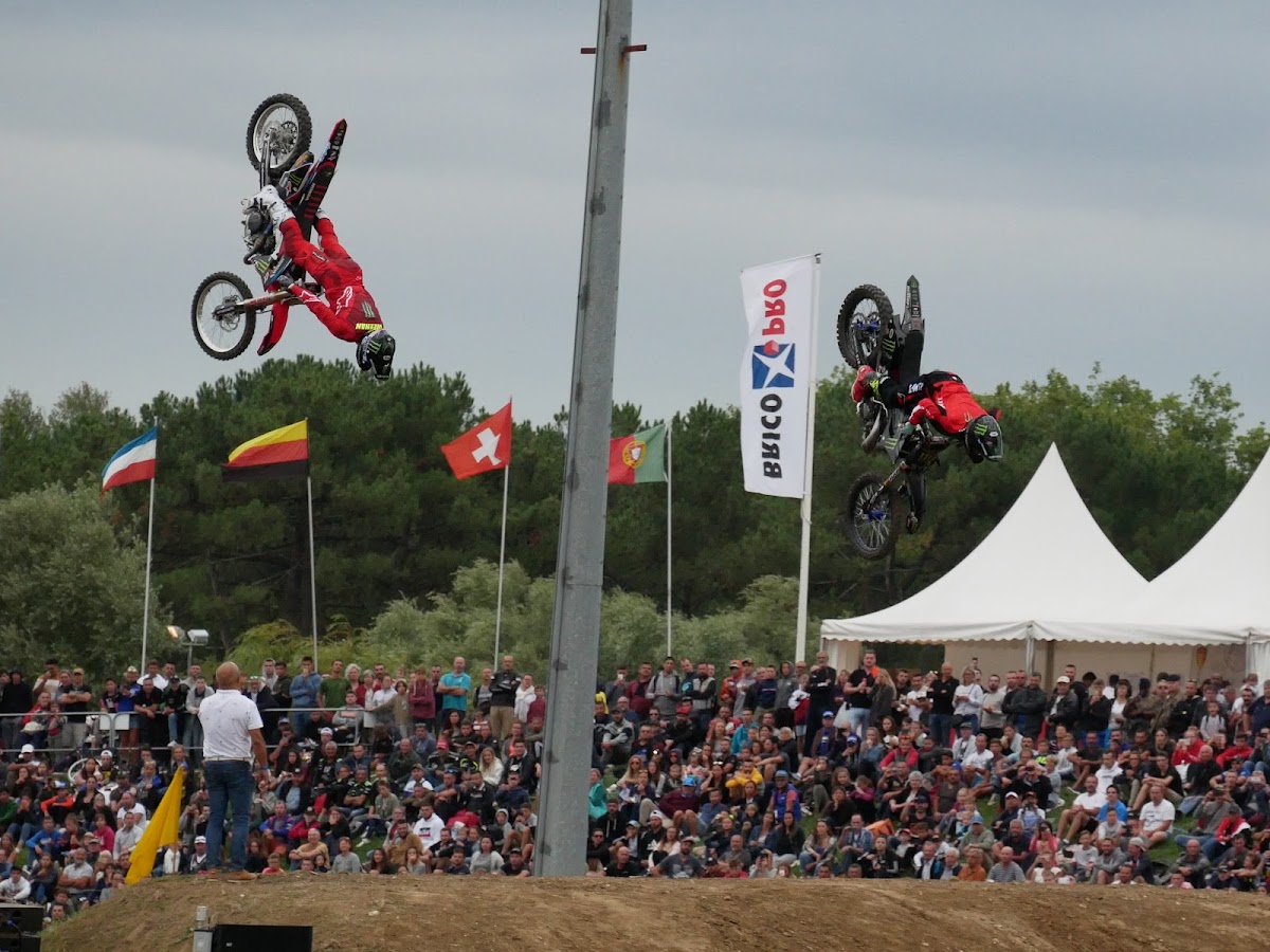 Terrain de motocross à Les Mathes — photo 1