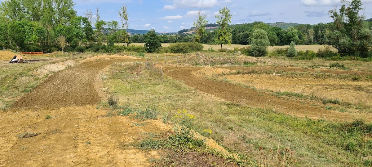 Terrain de motocross à Venarey-les-Laumes