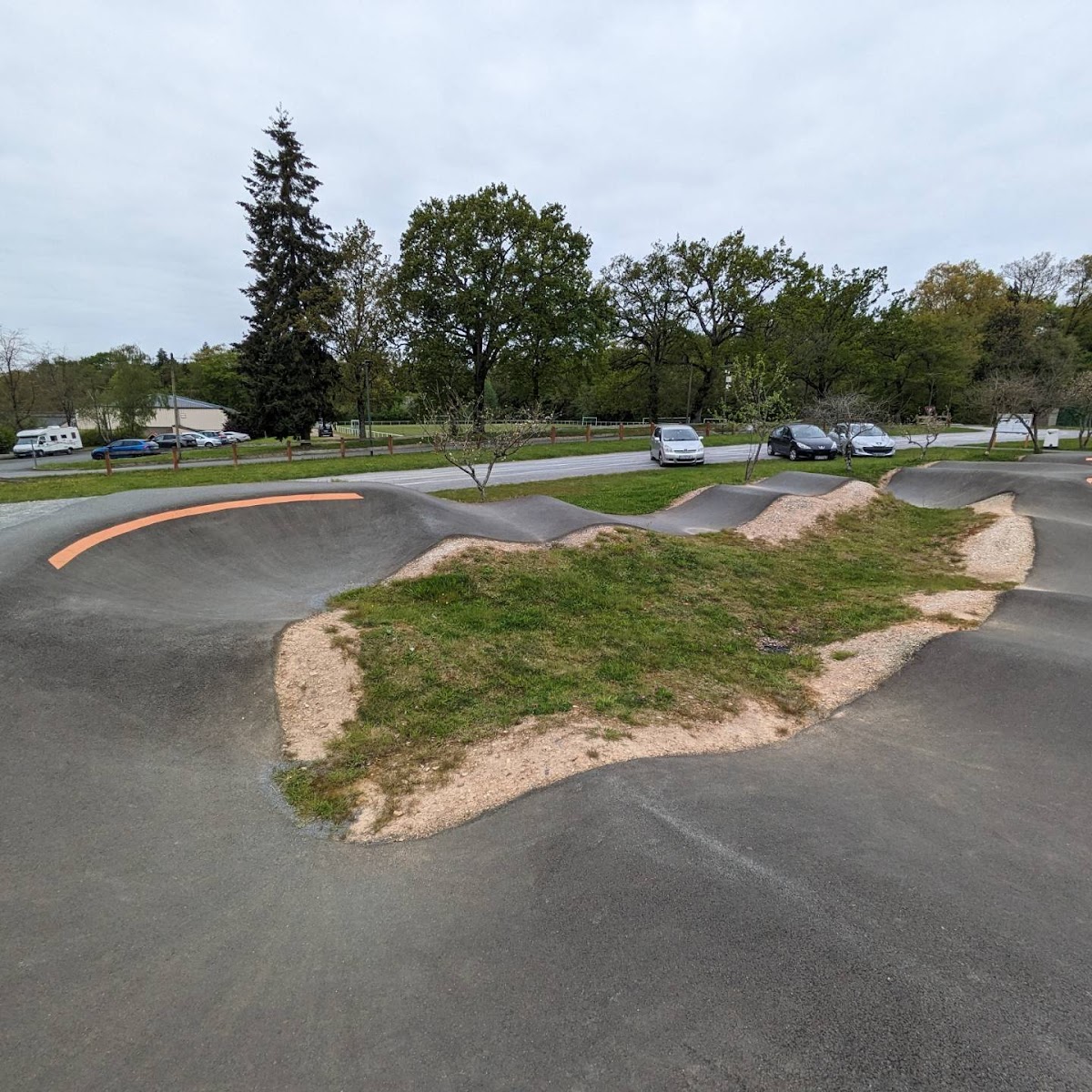 Terrain de motocross à Le Grand Fougeray — photo 4