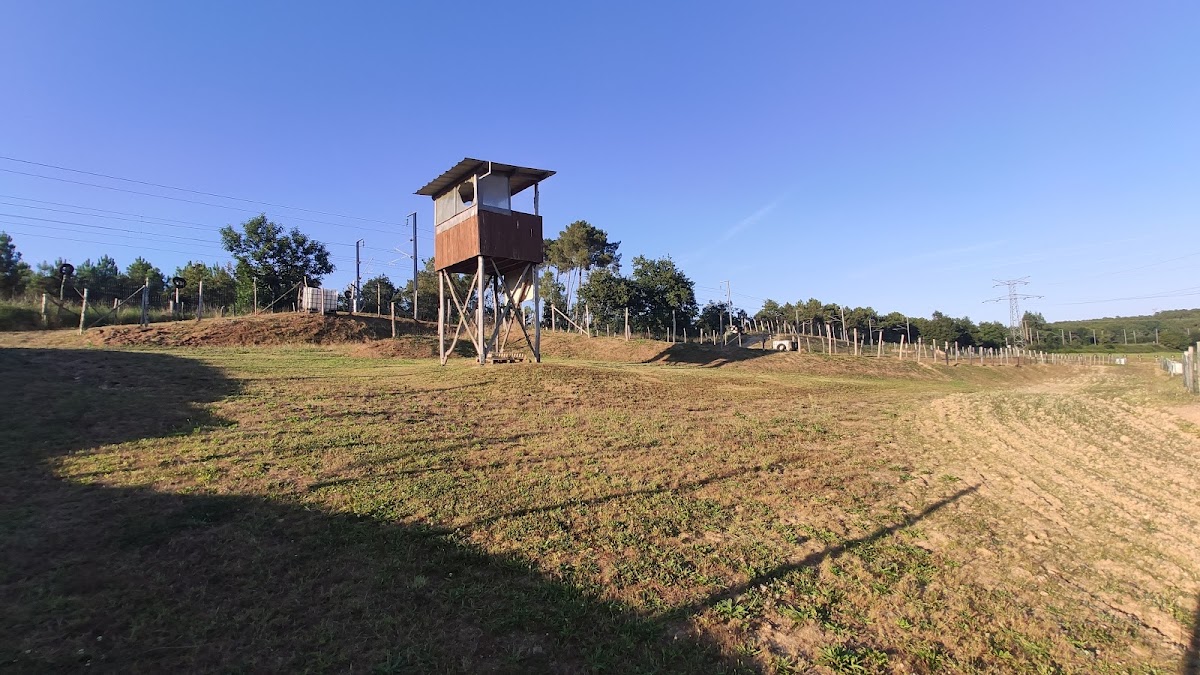 Terrain de motocross à Saint-Jacut-Les-Pins — photo 2