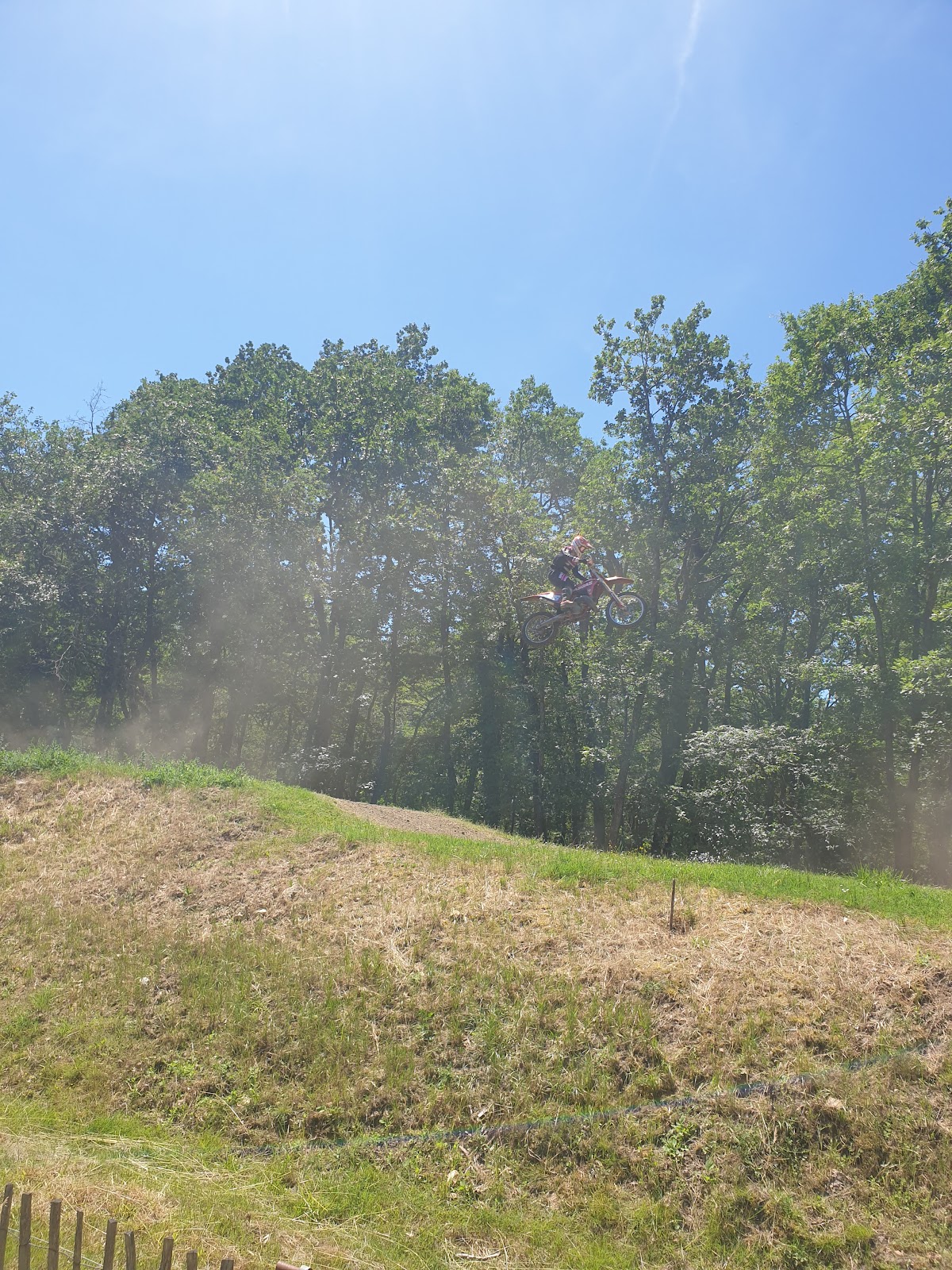 Terrain de motocross à Huismes — photo 1