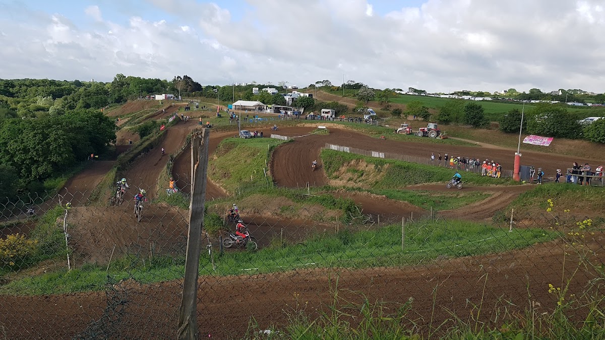 Terrain de motocross à Guissény — photo 1