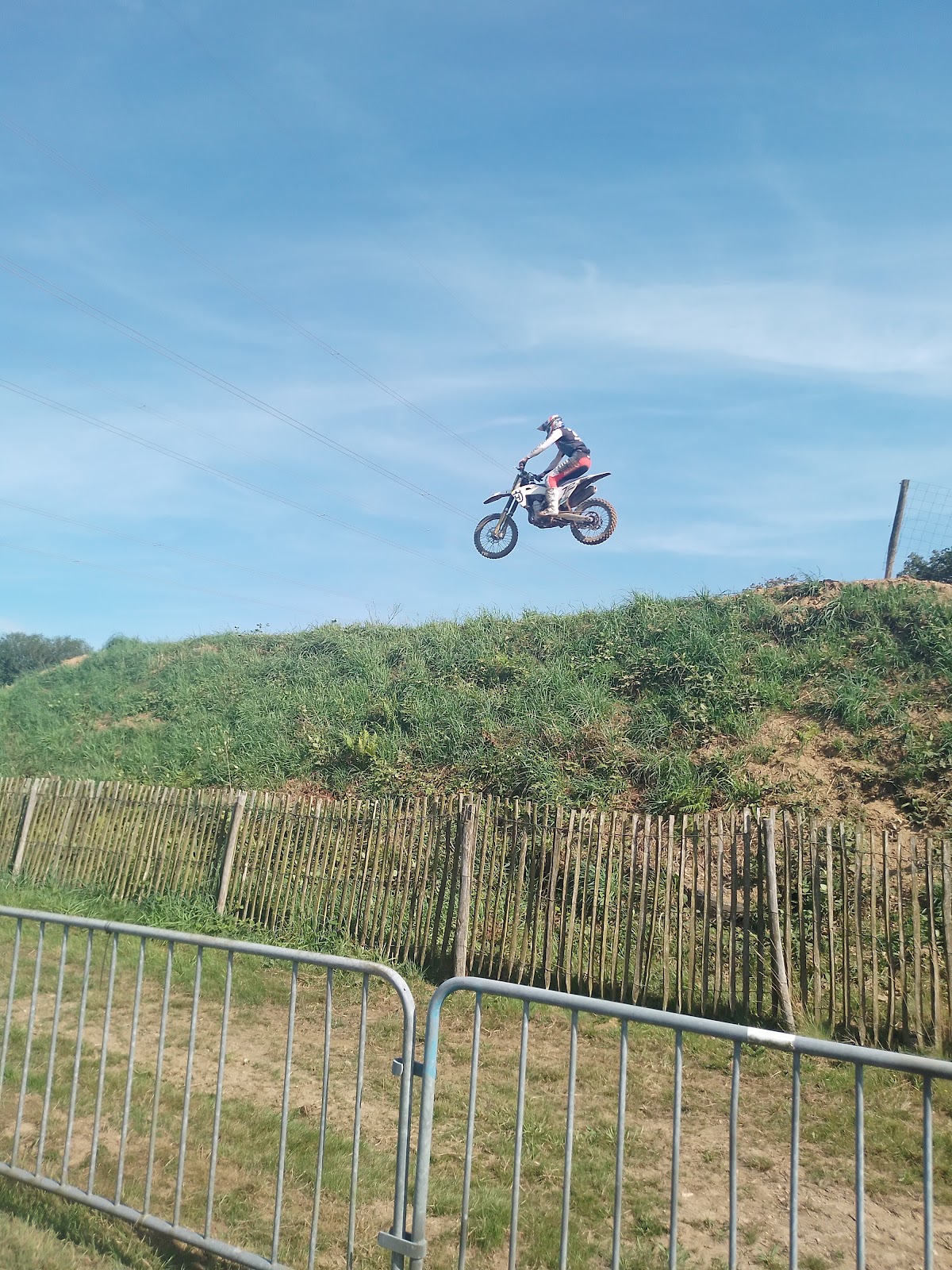 Terrain de motocross à Edern