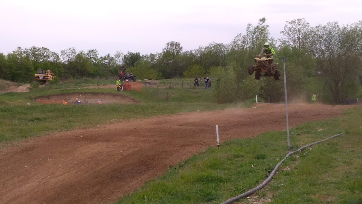 Terrain de motocross à Chinon