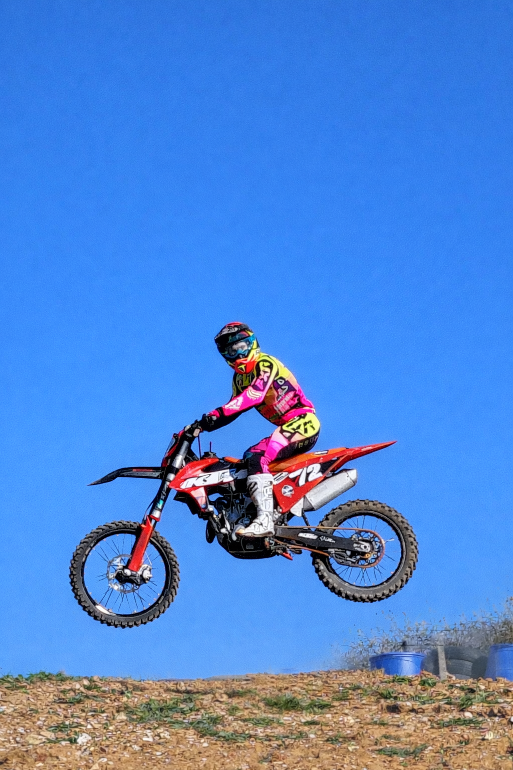 Terrain de motocross à Tremblay-Les-Villages — photo 1