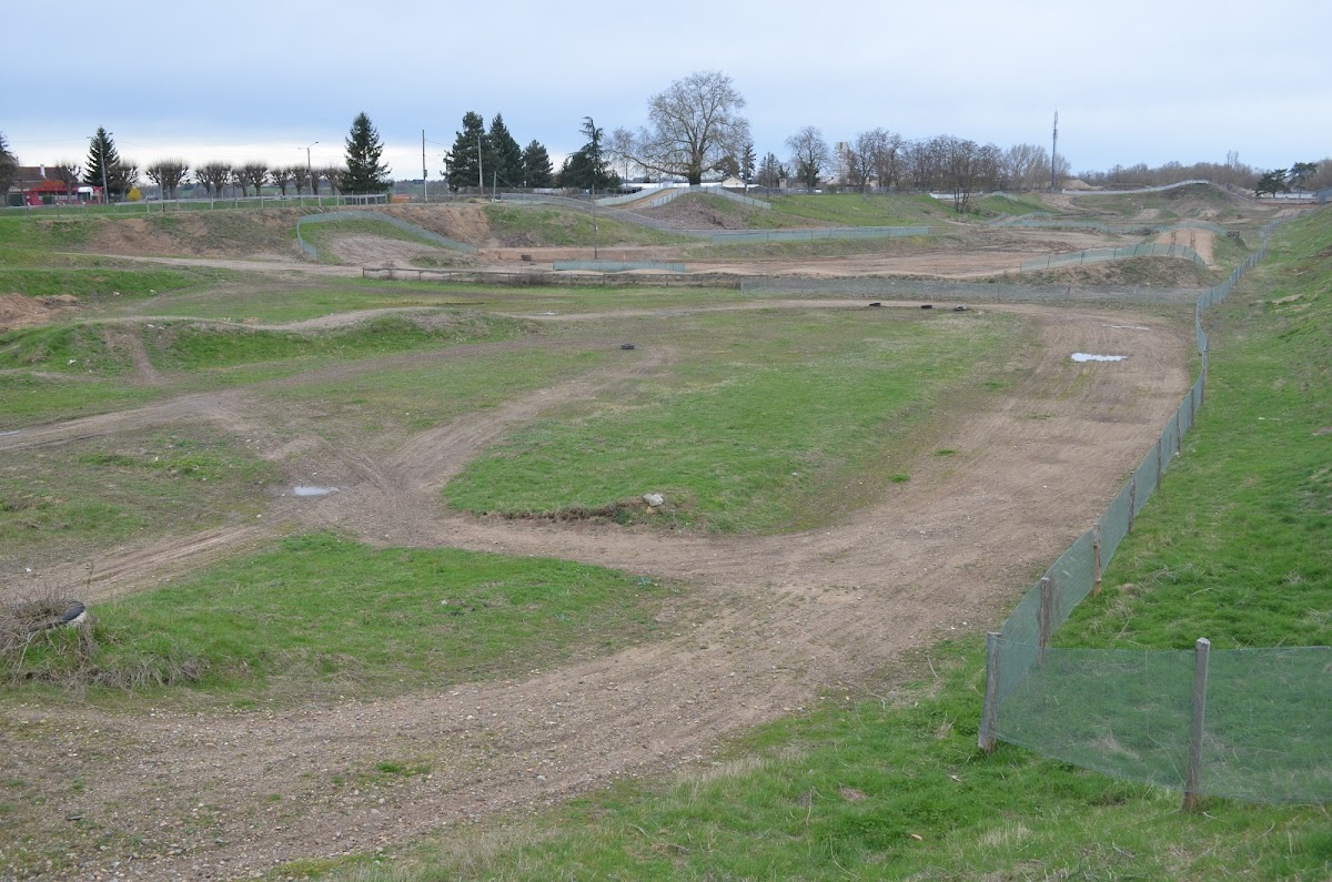 Terrain de motocross à Moulins — photo 3