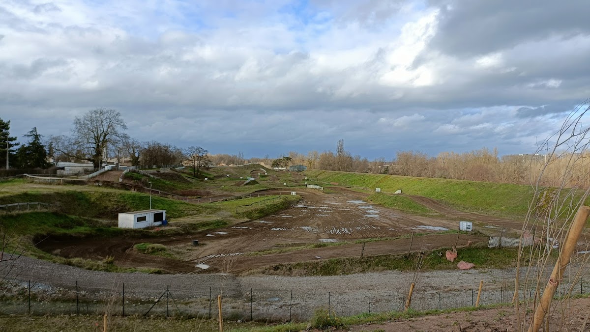Terrain de motocross à Moulins — photo 4