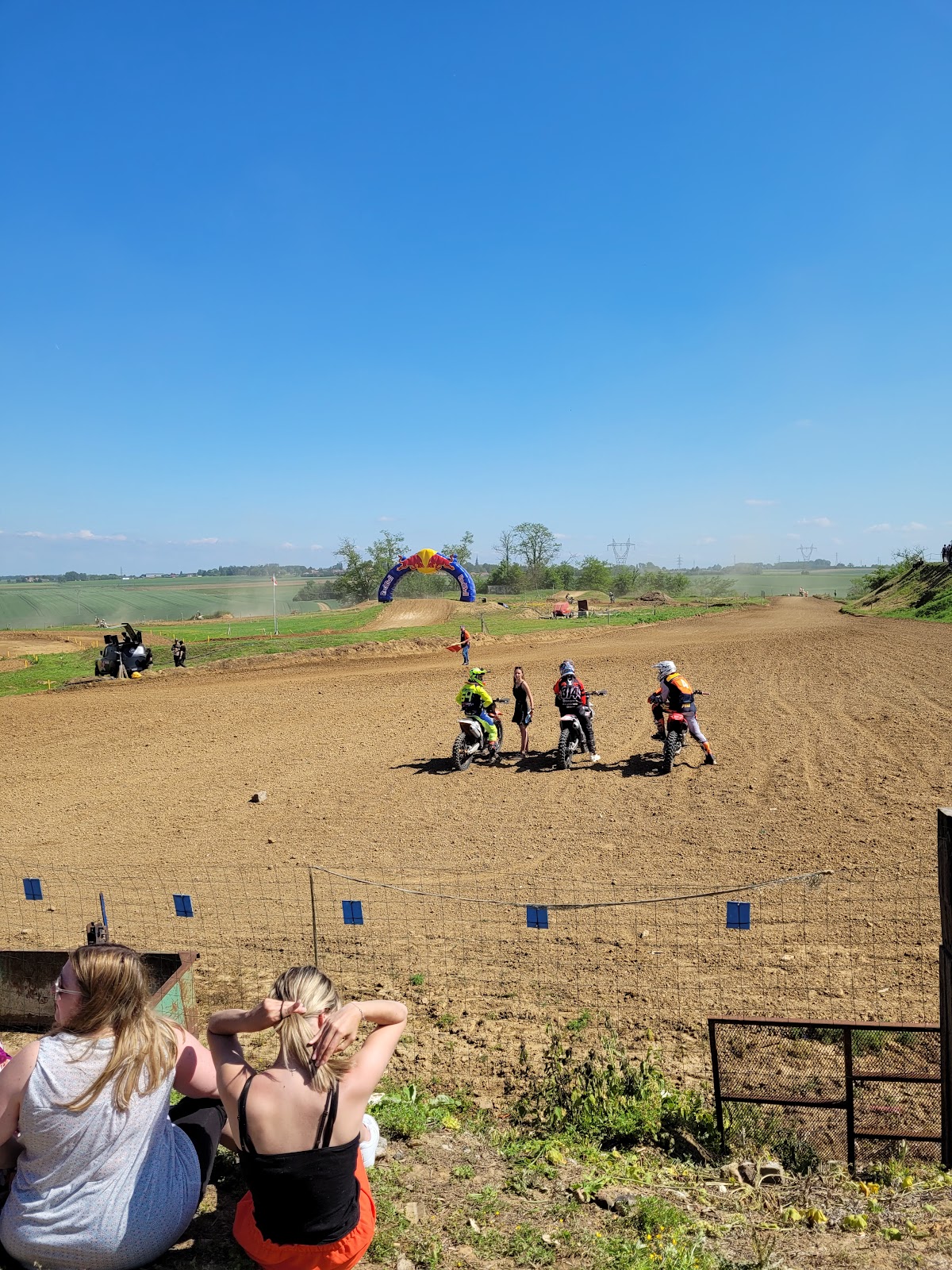 Terrain de motocross à Fontaine-Au-Pire — photo 2