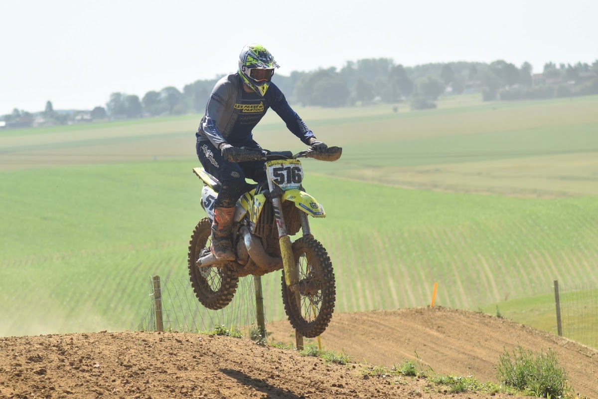 Terrain de motocross à Fontaine-Au-Pire — photo 4