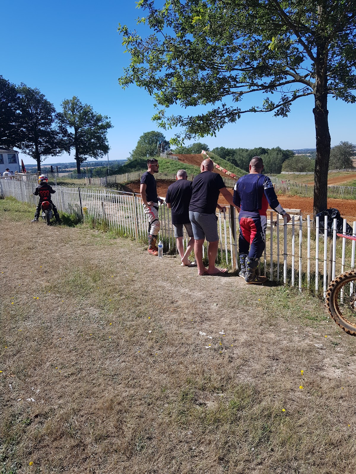 Terrain de motocross à Brou — photo 2