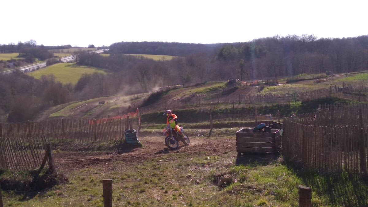 Terrain de motocross à Argenton-Sur-Creuse
