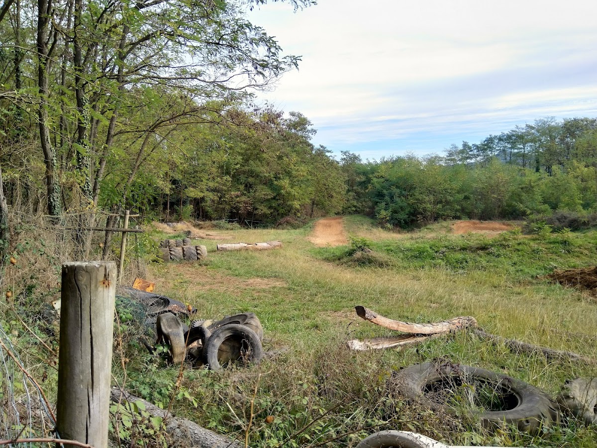 Terrain de motocross à Martres-Tolosane — photo 1
