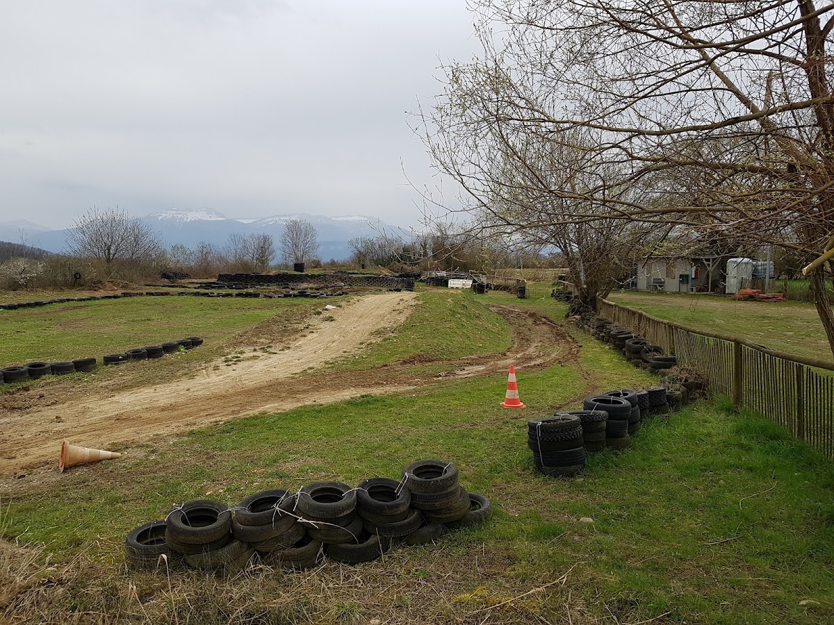 Terrain de motocross à Apprieu — photo 2