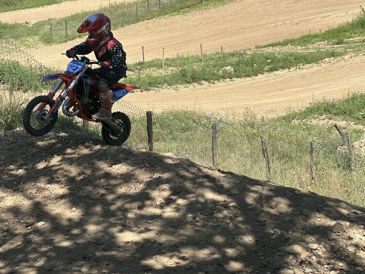 Terrain de motocross à Marignieu — photo 4