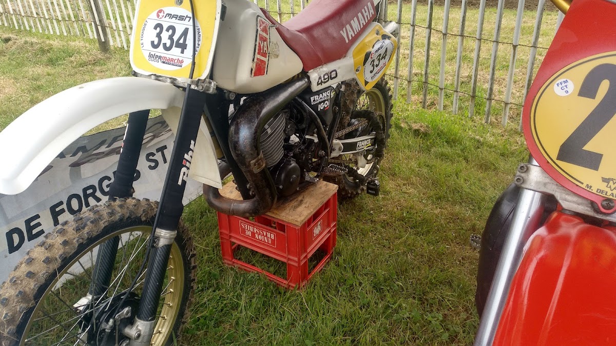Terrain de motocross à Saint-Éloi — photo 1