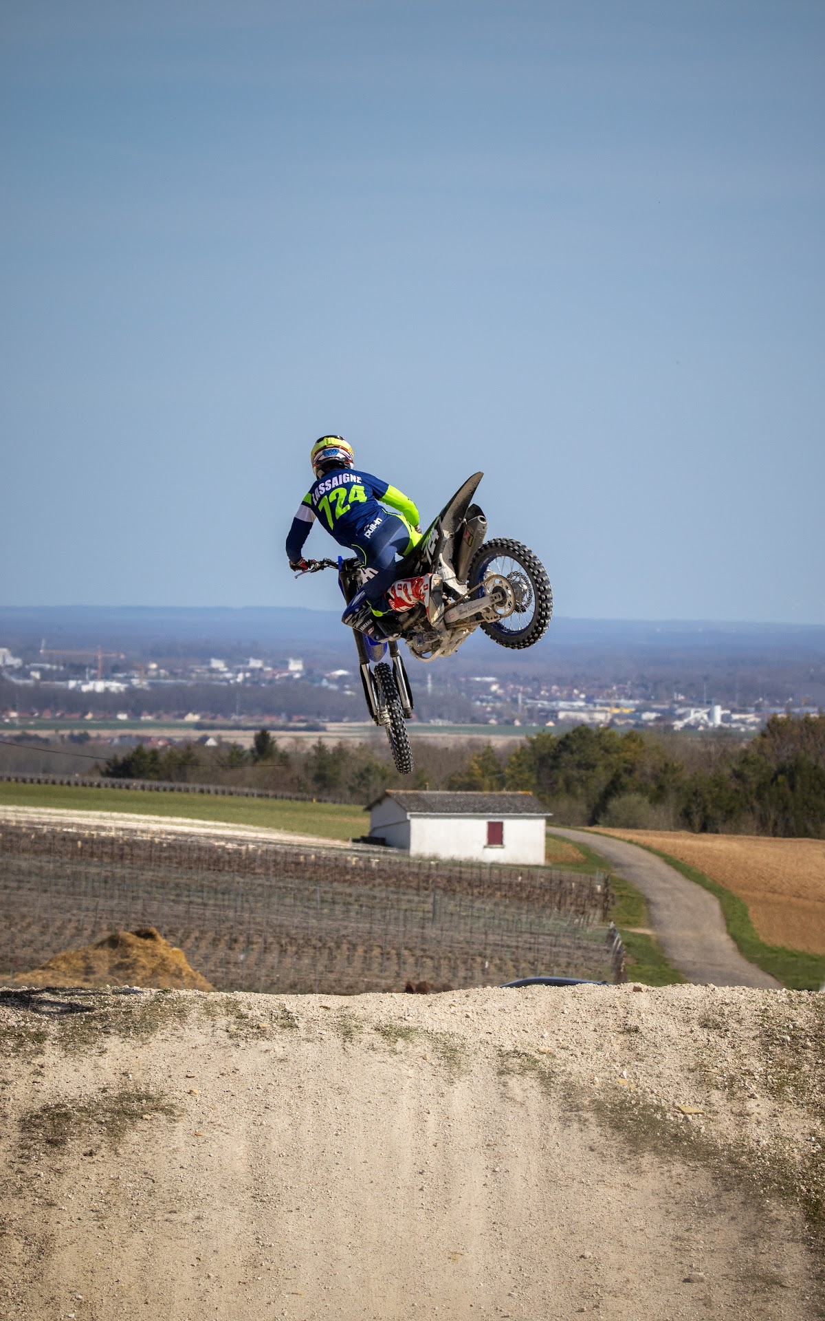 Terrain de motocross à Montgueux — photo 1