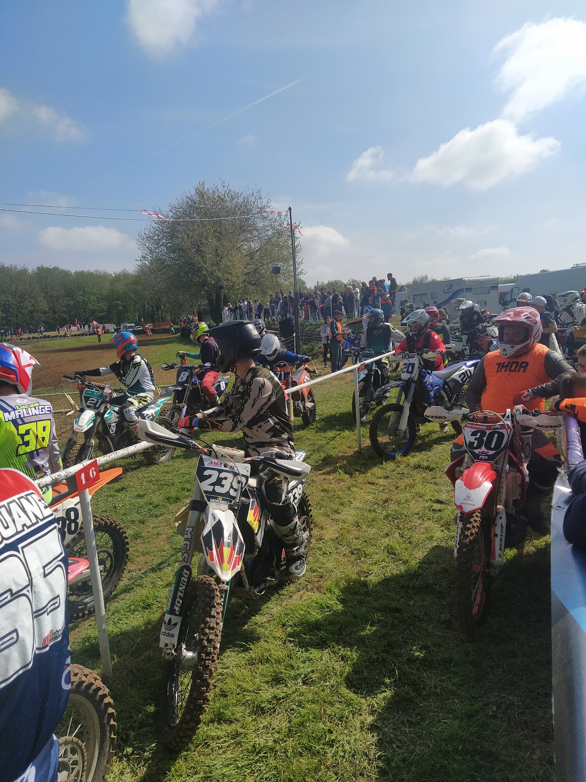 Terrain de motocross à Thénezay — photo 2