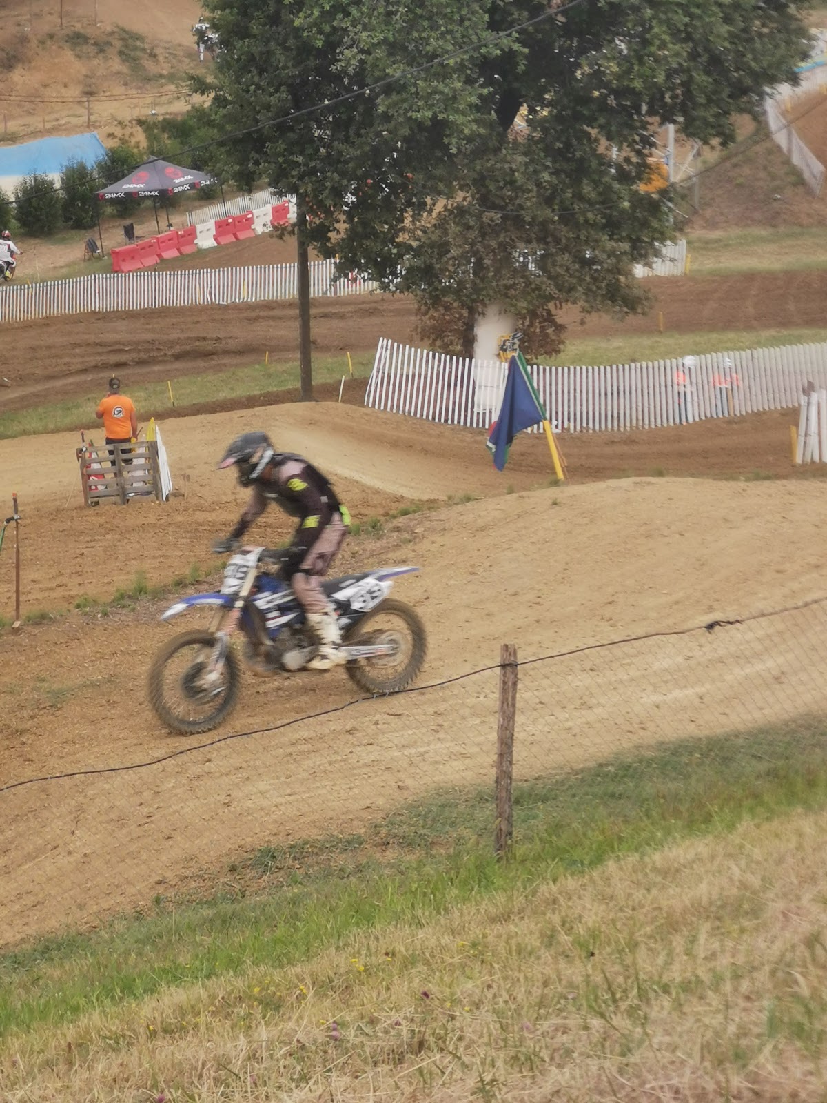 Terrain de motocross à Auribail — photo 3