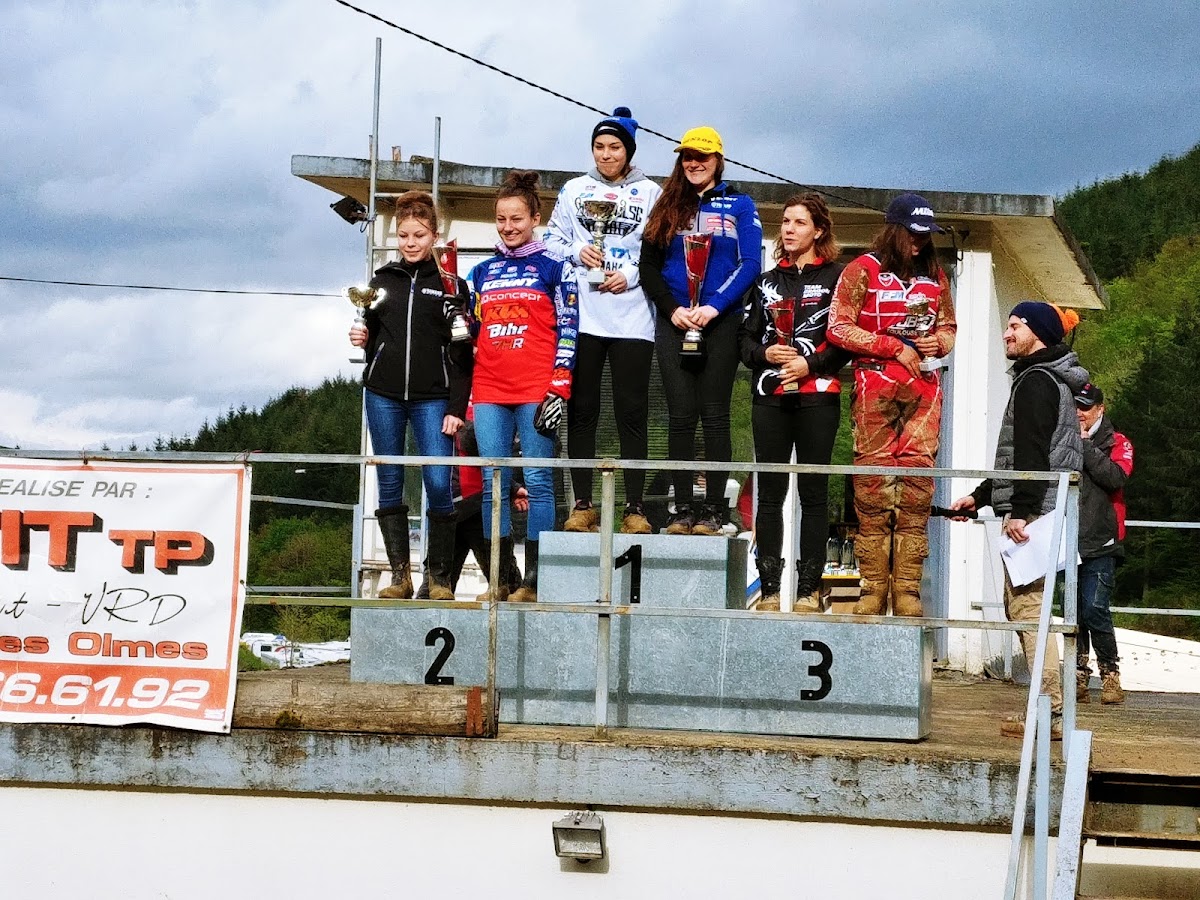 Terrain de motocross à Saint-Marcel-L'Éclairé — photo 4